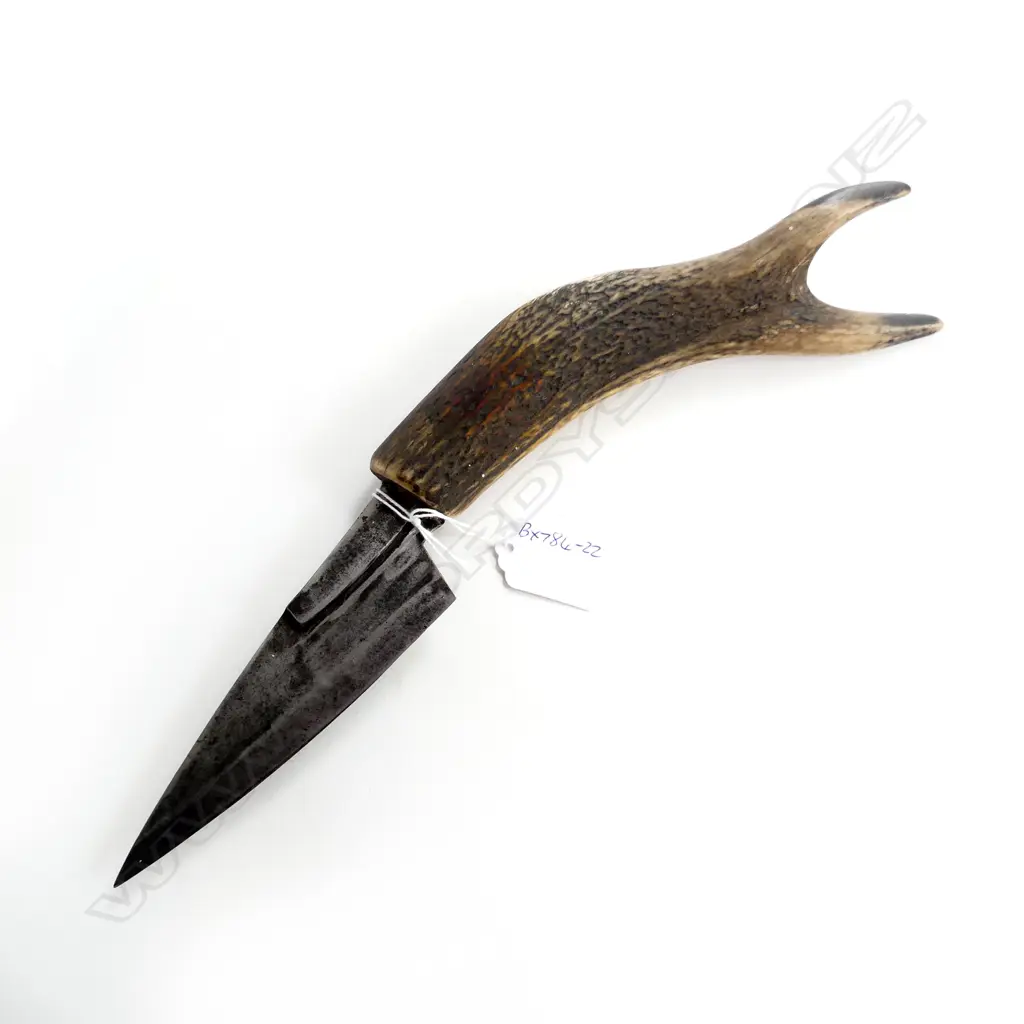ANTLER HANDLED BUSH KNIFE Image 1++