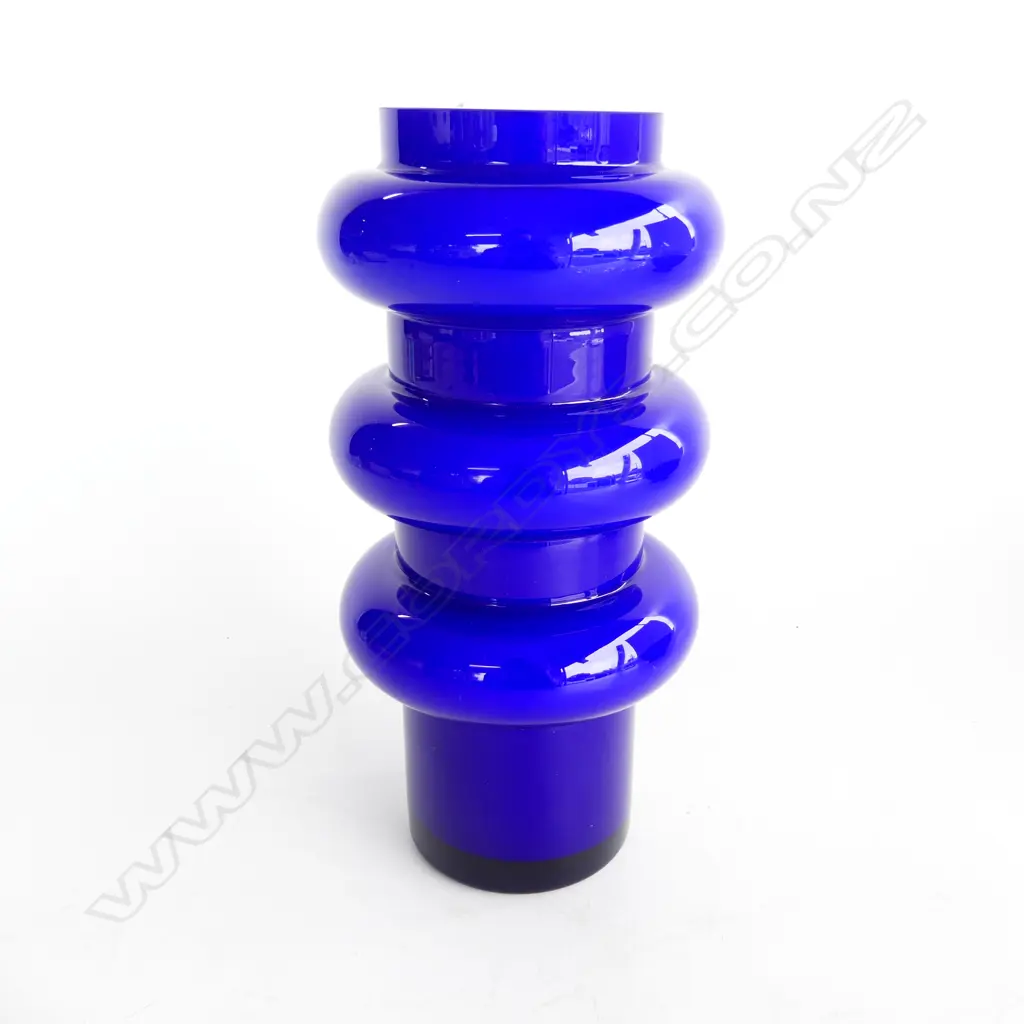 BLUE SWEDISH ARTGLASS VASE, ALSTORFORS. H.245mm, signed P.O.Strom Image 1++
