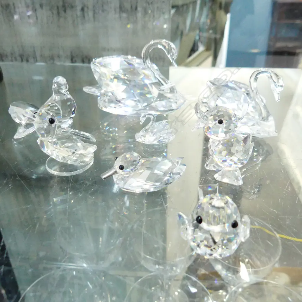 8 SWAROVSKI CRYSTAL BIRDS; 3 DUCKS, 3 SWANS, DOVE, SPARROW - ALL IN ORIG. BOXES Image 1++
