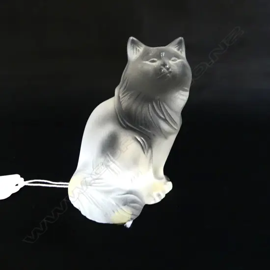 LALIQUE CRYSTAL CAT H.85mm 2 MINOR CHIPS