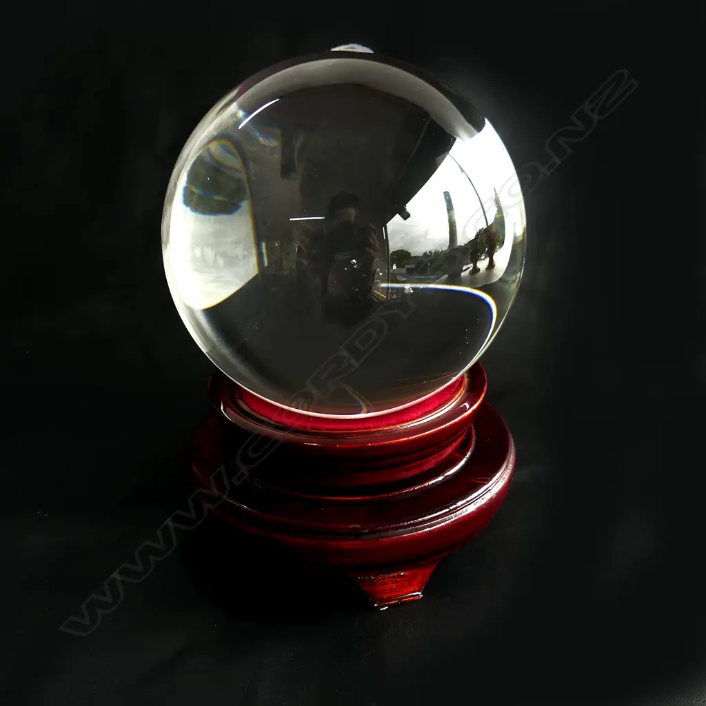 GYPSY FORTUNE TELLING BALL ON REVOLVING WOODEN STAND Image 1++