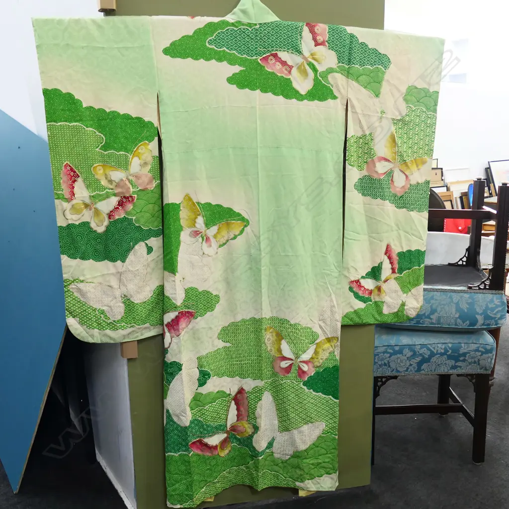 SILK FURISODE KIMONO Image 1++