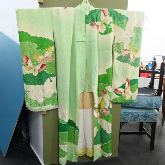 SILK FURISODE KIMONO