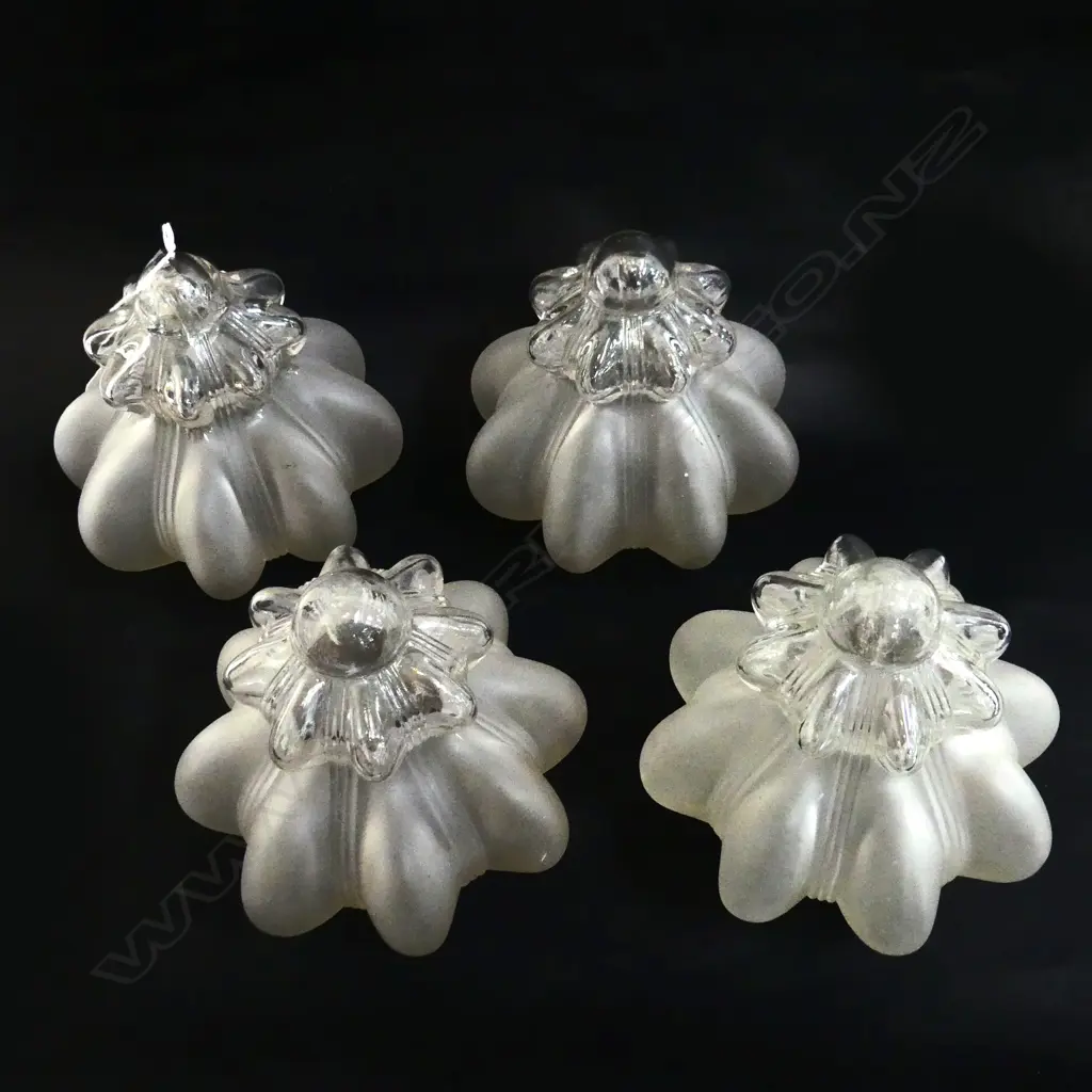 4 VINTAGE GLASS LIGHT SHADES H.150mm Image 1++