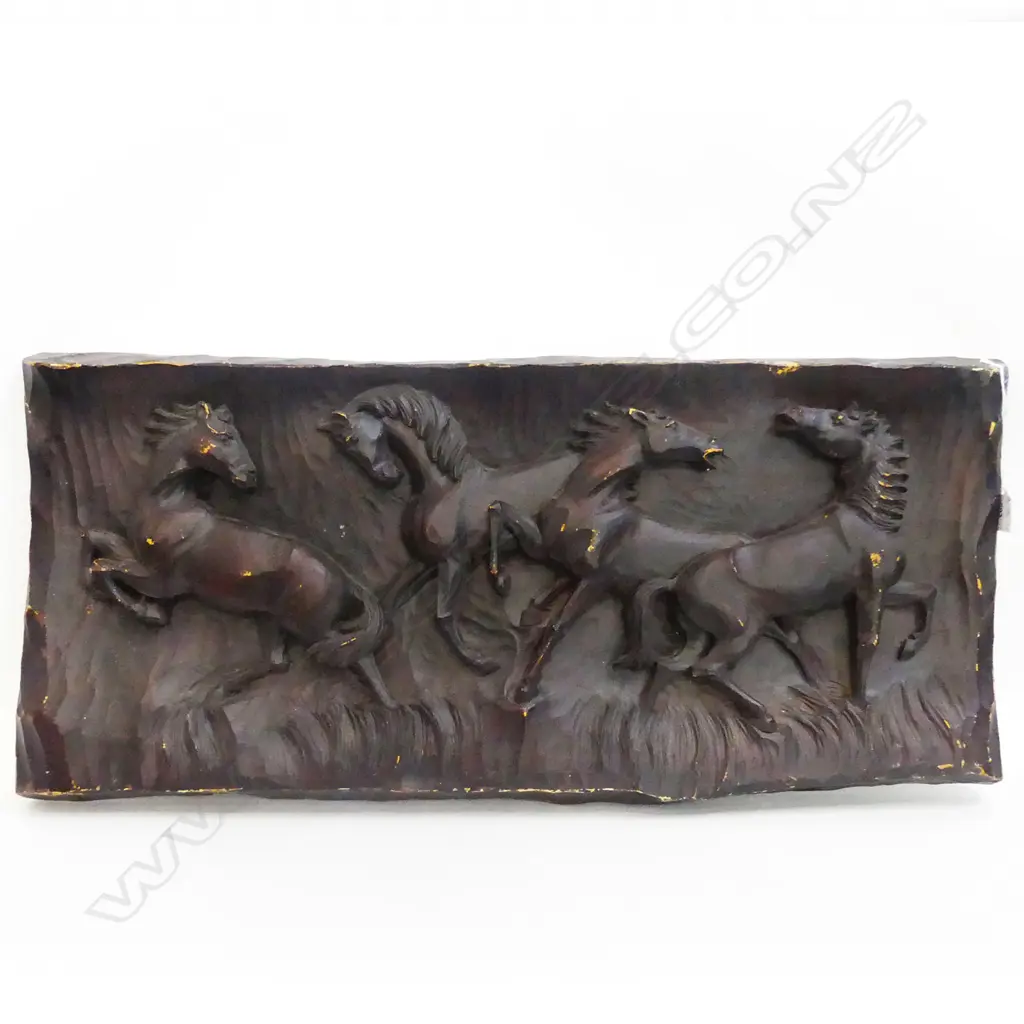 RETRO WALL PLAQUE OF HORSES 350 X790mm Image 1++