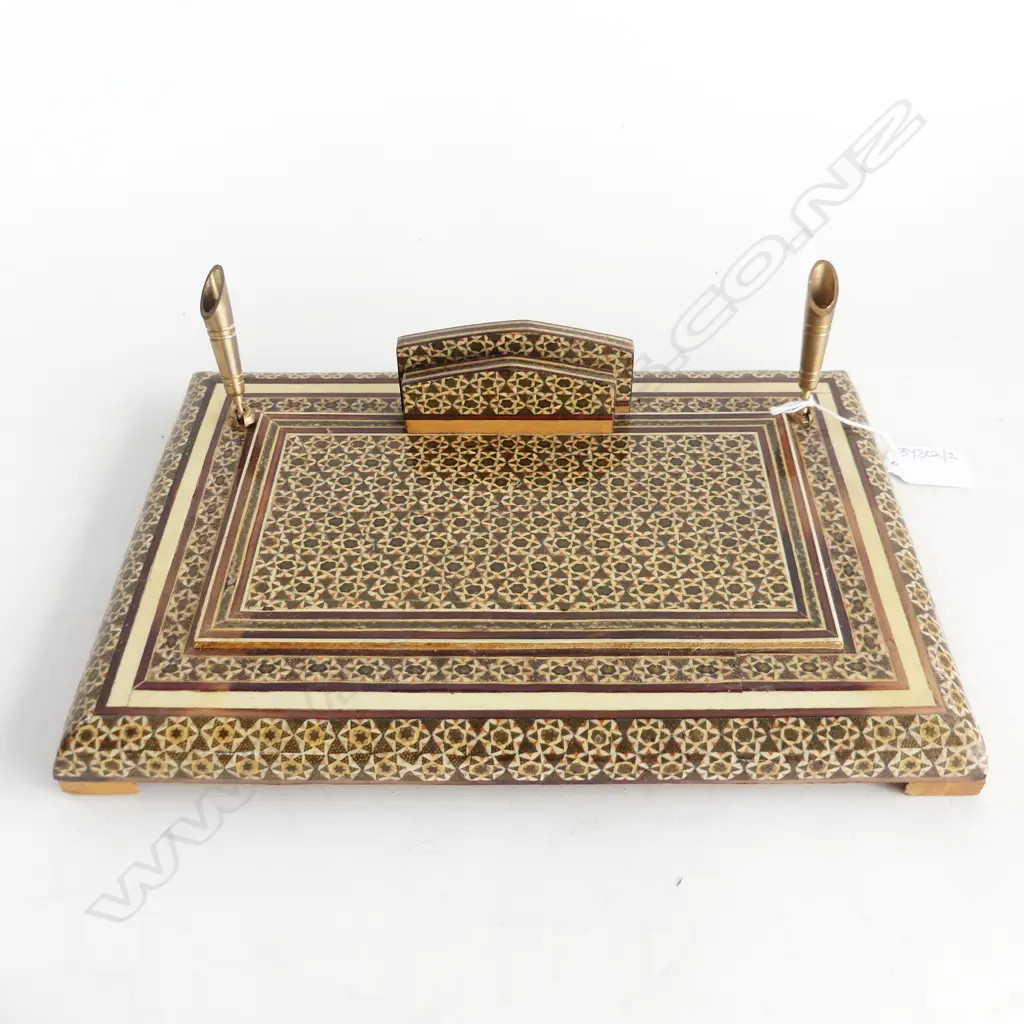 INLAID PEN STAND 295x195mm Image 1++
