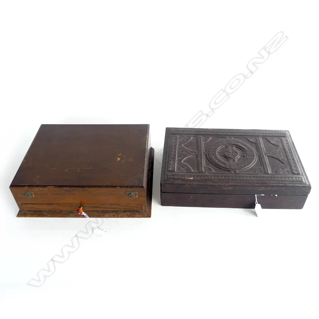 BOXED CUTLERY SET WITH DRAWER WITH FISH SET & LEATHER COVERED CUTLERY BOX Image 1++