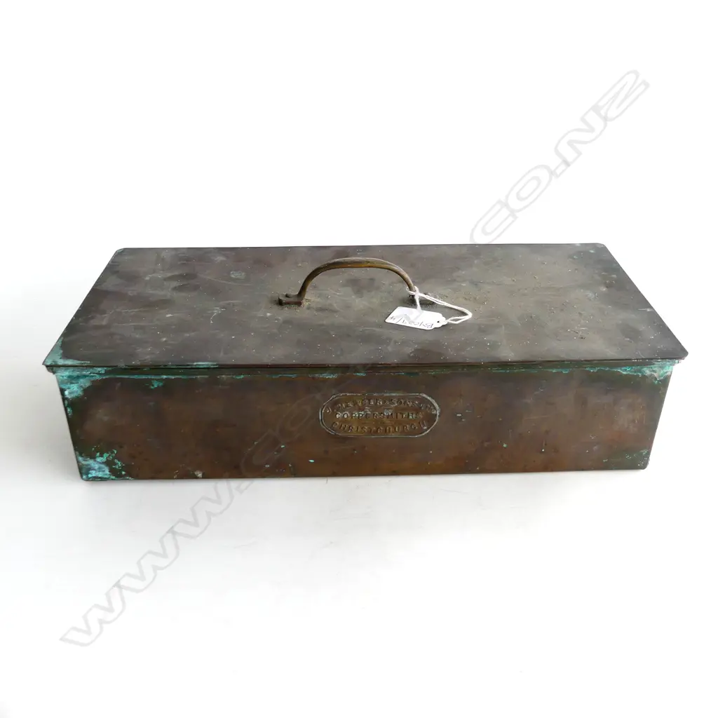 VINTAGE COPPER BOX; J. MERCER & SONS Ltd COPPERSMITHS CHRISTCHURCH 370x165x120mm Image 1++