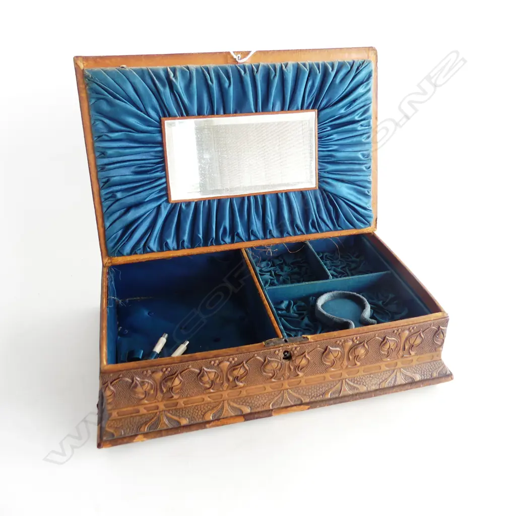 JUGENDSTIL EMBOSSED LEATHER JEWELLERY BOX W.315mm Image 1++