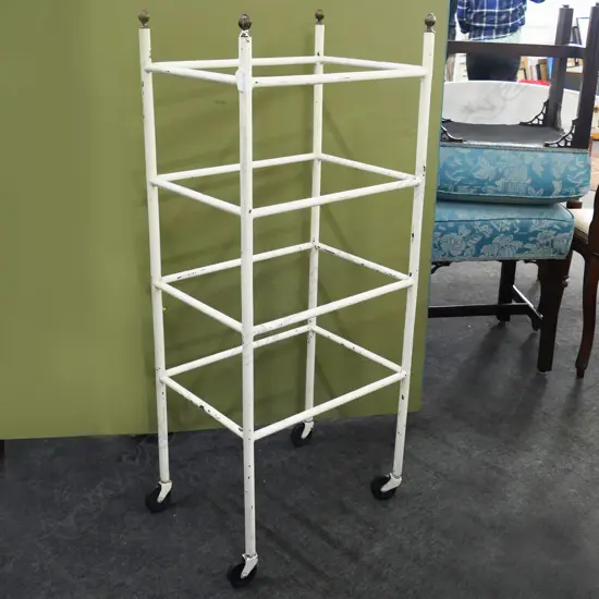 4 TIER GLASS SHELVES ON WHITE PAINTED METAL FRAME 475x365x1155mm