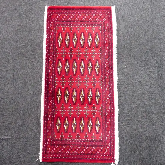 126A - SML PERSIAN HAND KNOTTED RUG 1090 x 480mm