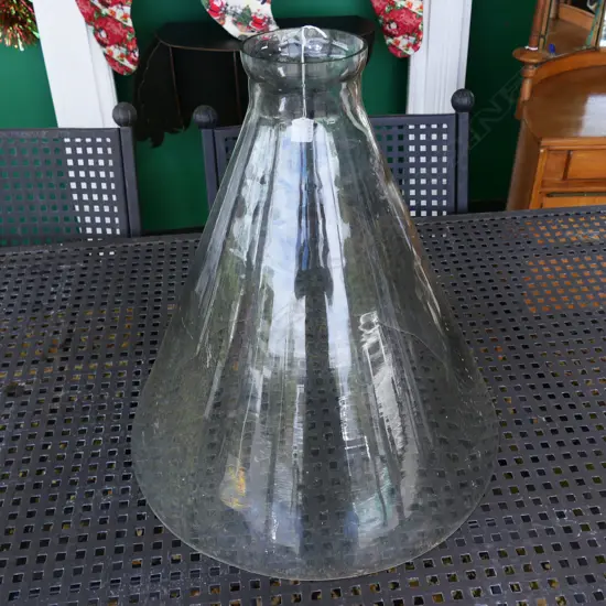 LG OPEN TOPPED GLASS CLOCHE H.465mmGLASS BROKEN