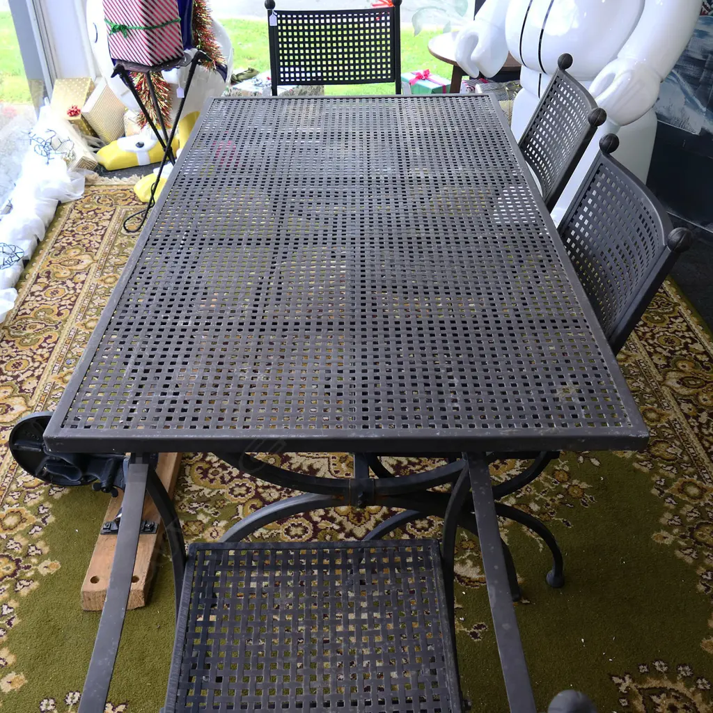 BLACK METAL OUTDOOR TABLE & 4 CHAIRS - SOME SURFACE RUST 1600x900mm Image 1++