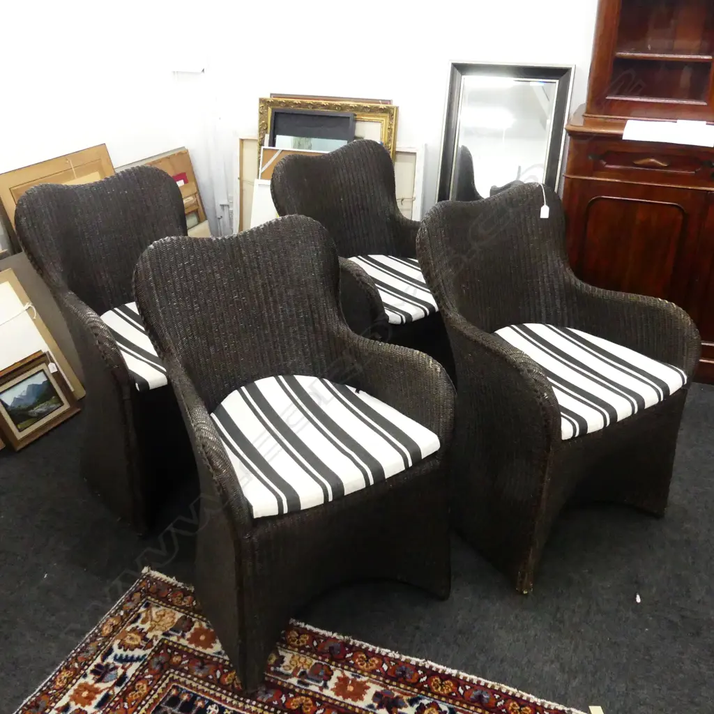 4 BLACK PAINTED CANE OUTDOOR PATIO CHAIRS Image 1++