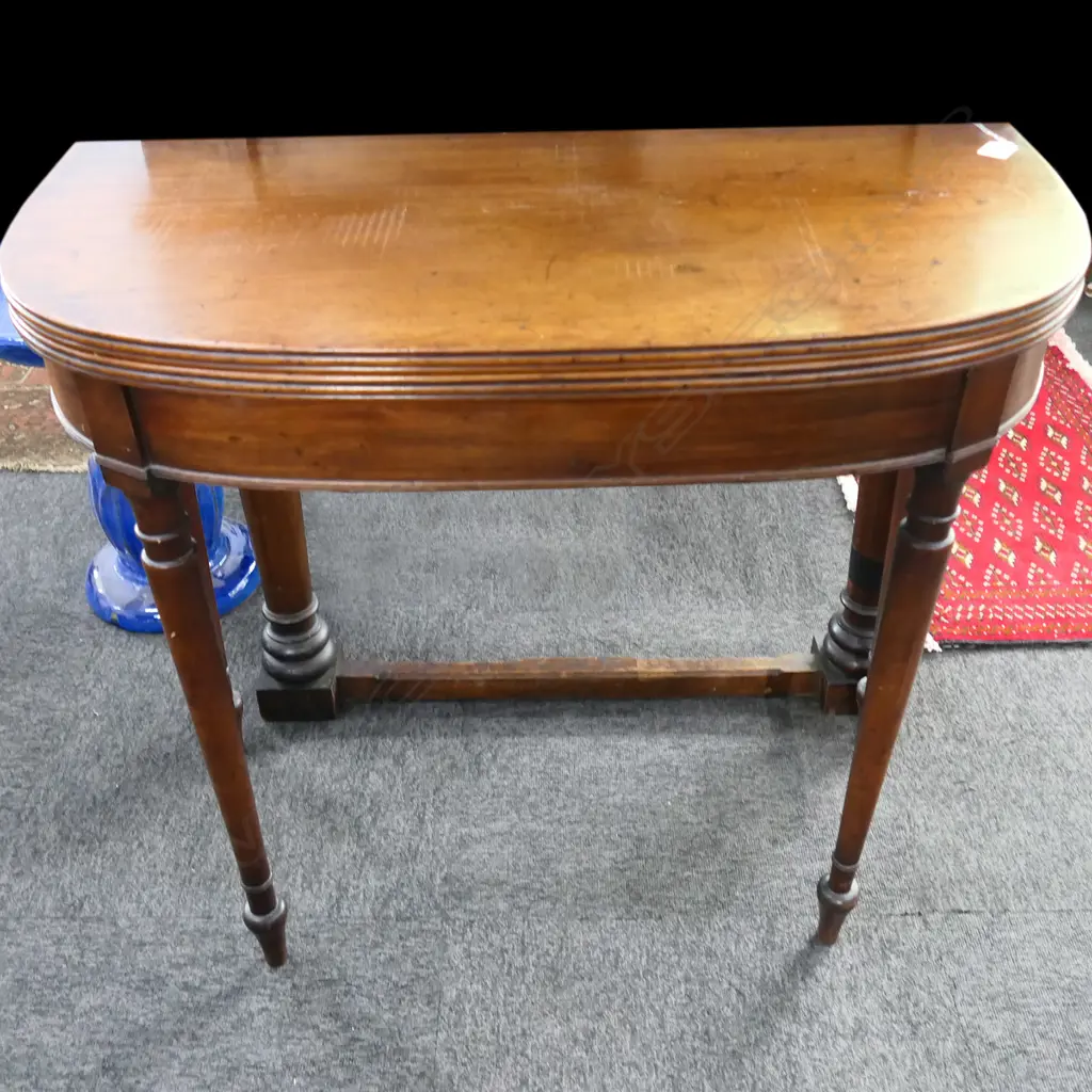 VICTORIAN MAHOGANY TABLE Image 1++