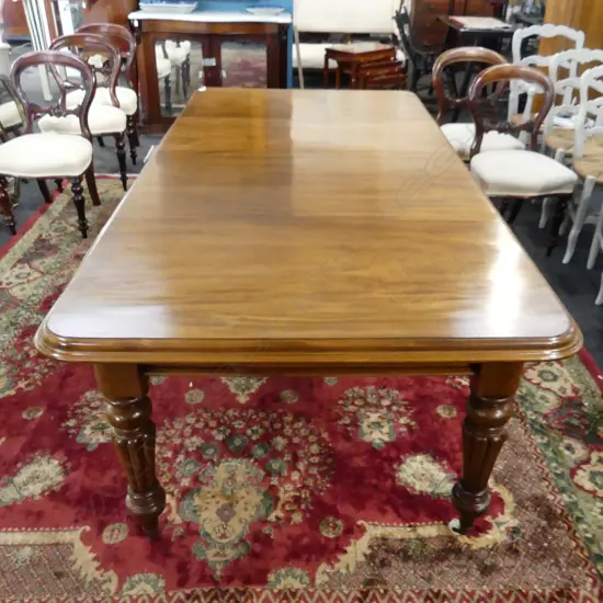 VICTORIAN MAHOGANY EXTENSION DINING TABLE 2300x1175x750mm