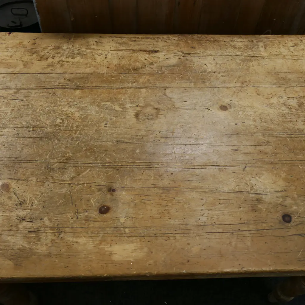 ANTIQUE RUSTIC PLANK TOP TABLE 1060x735x755mm Image 1++