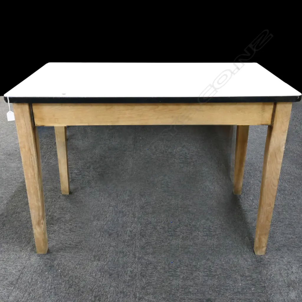 VINTAGE 'DEFIANT' ENAMEL TOP TABLE - LEGS REQ. ATTENTION 630x1070x740mm Image 1++