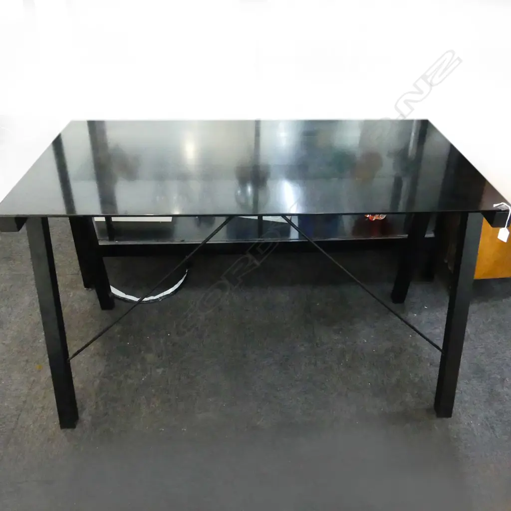 MODERN BLACK GLASS TOP DESK Image 1++