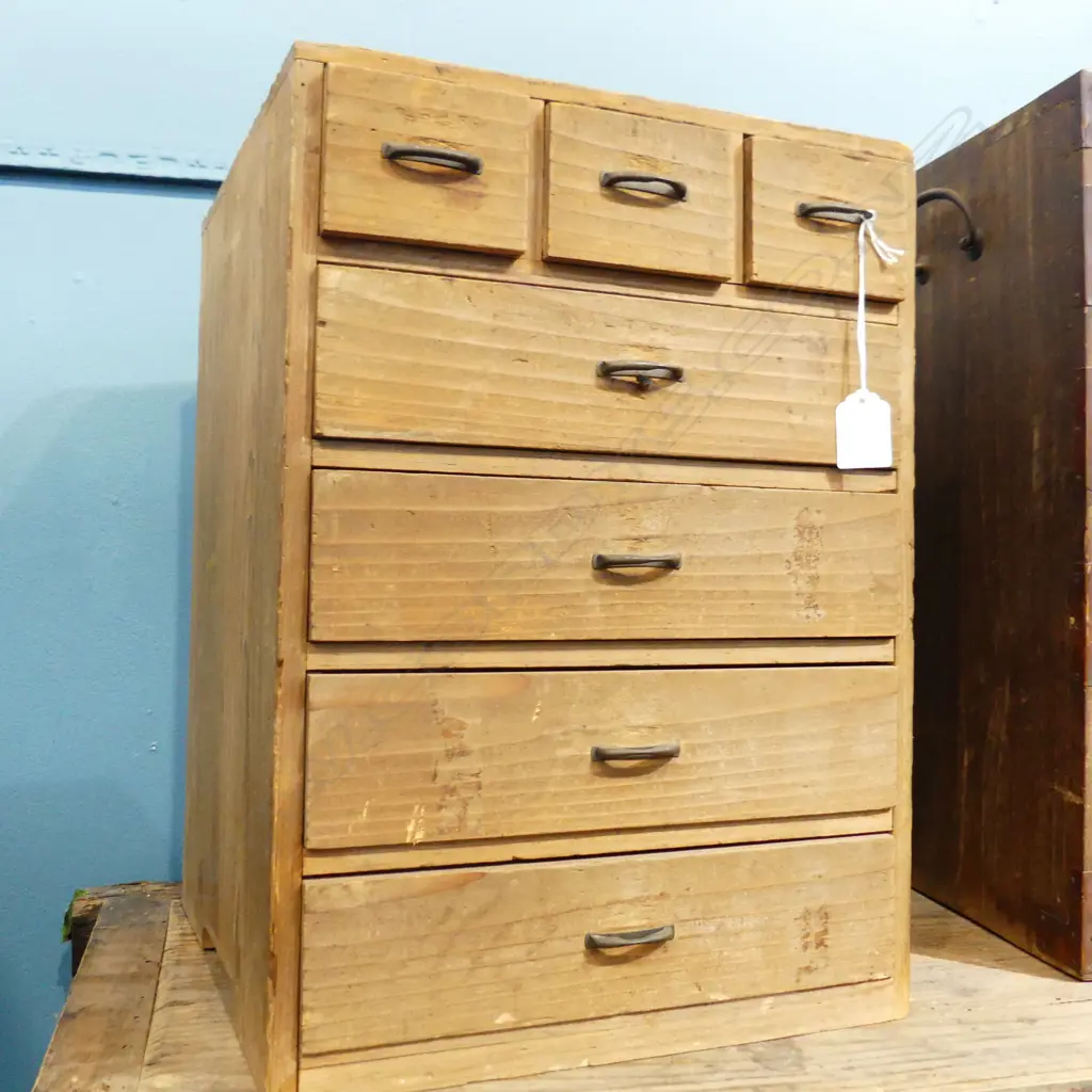 OLD JAPANESE CABINET 7 drawers. H.425mm. Image 1++