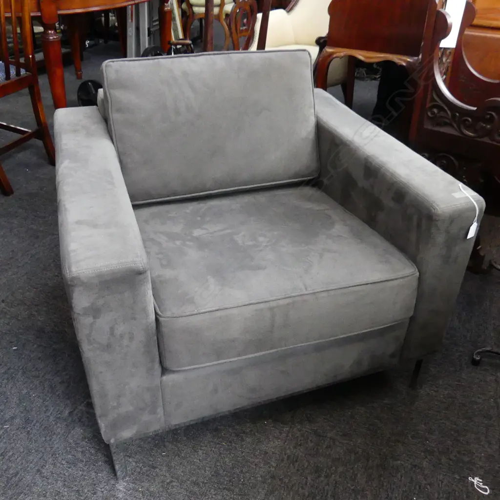 MODERN GREY SUEDE UPHOLSTERED ARMCHAIR 840x820x750mm Image 1++