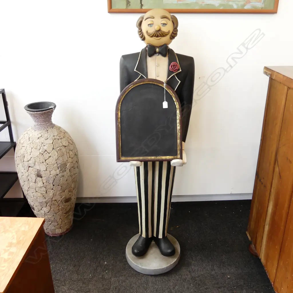 LIFE SIZE WAITER HOLDING MENU BOARD H.1556mm Image 1++