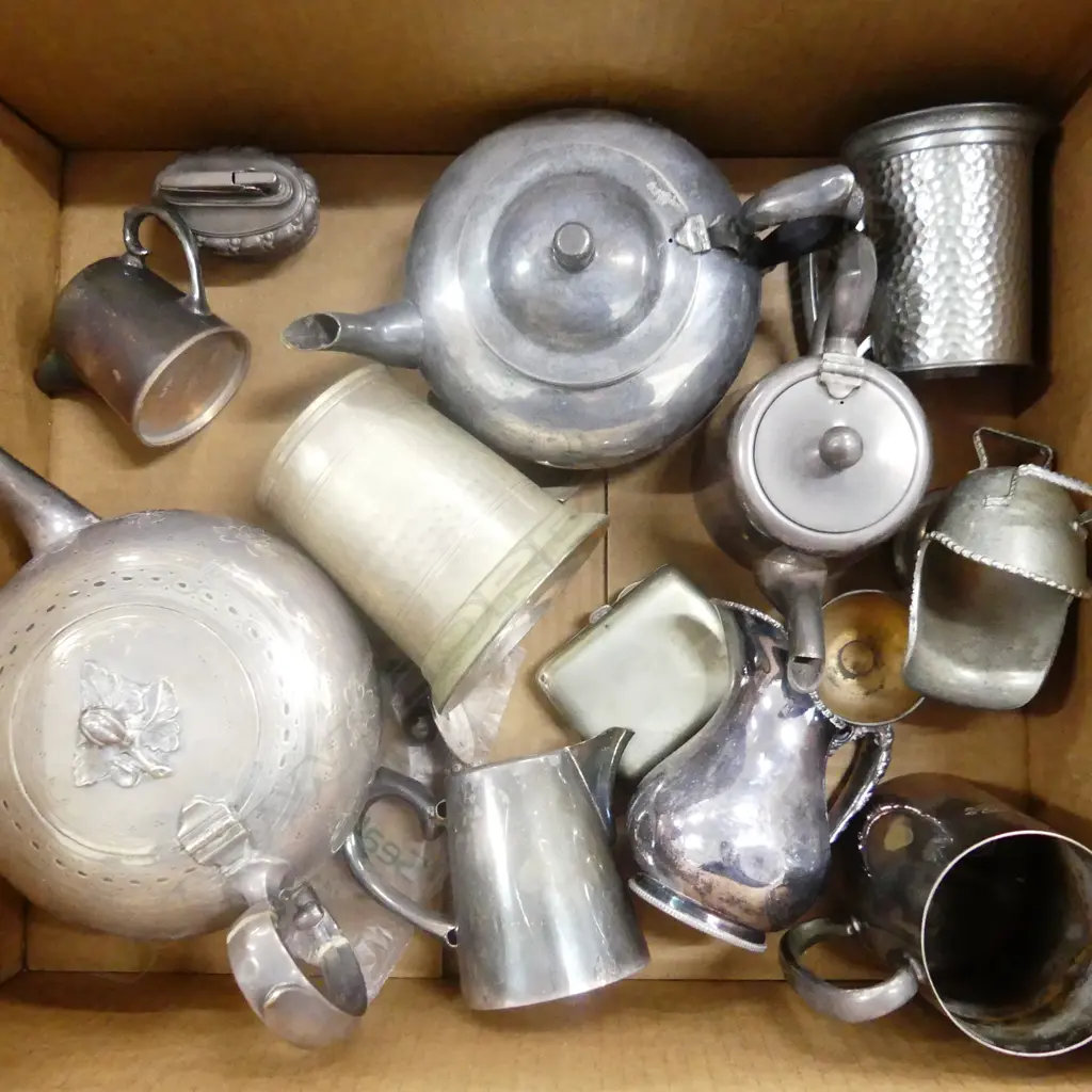 BOX SILVER PLATE INCLUDING TEAPOTS TANKARDS JUGS ETC Image 1++