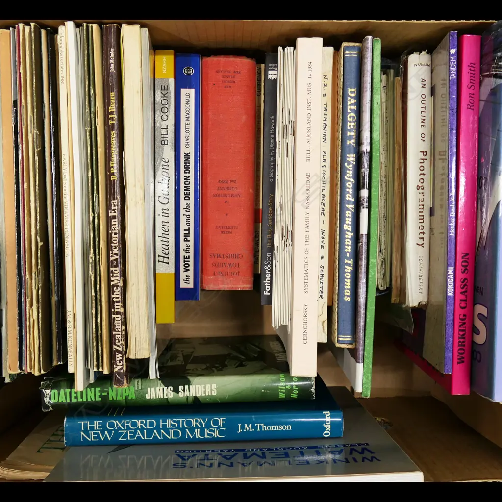 BOX LOT BOOKS; NZ HISTORICAL Image 1++