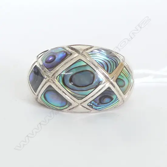 LRG SILVER & PAUA SHELL RING, size T