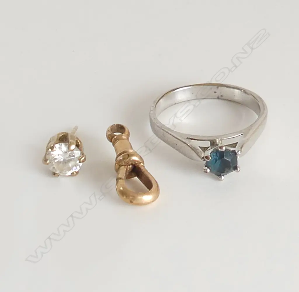 GOLD PLATED OLD CHAIN CLIP + SILVER FAUX DIAMOND EARRING + 'AVON' RING Image 1++