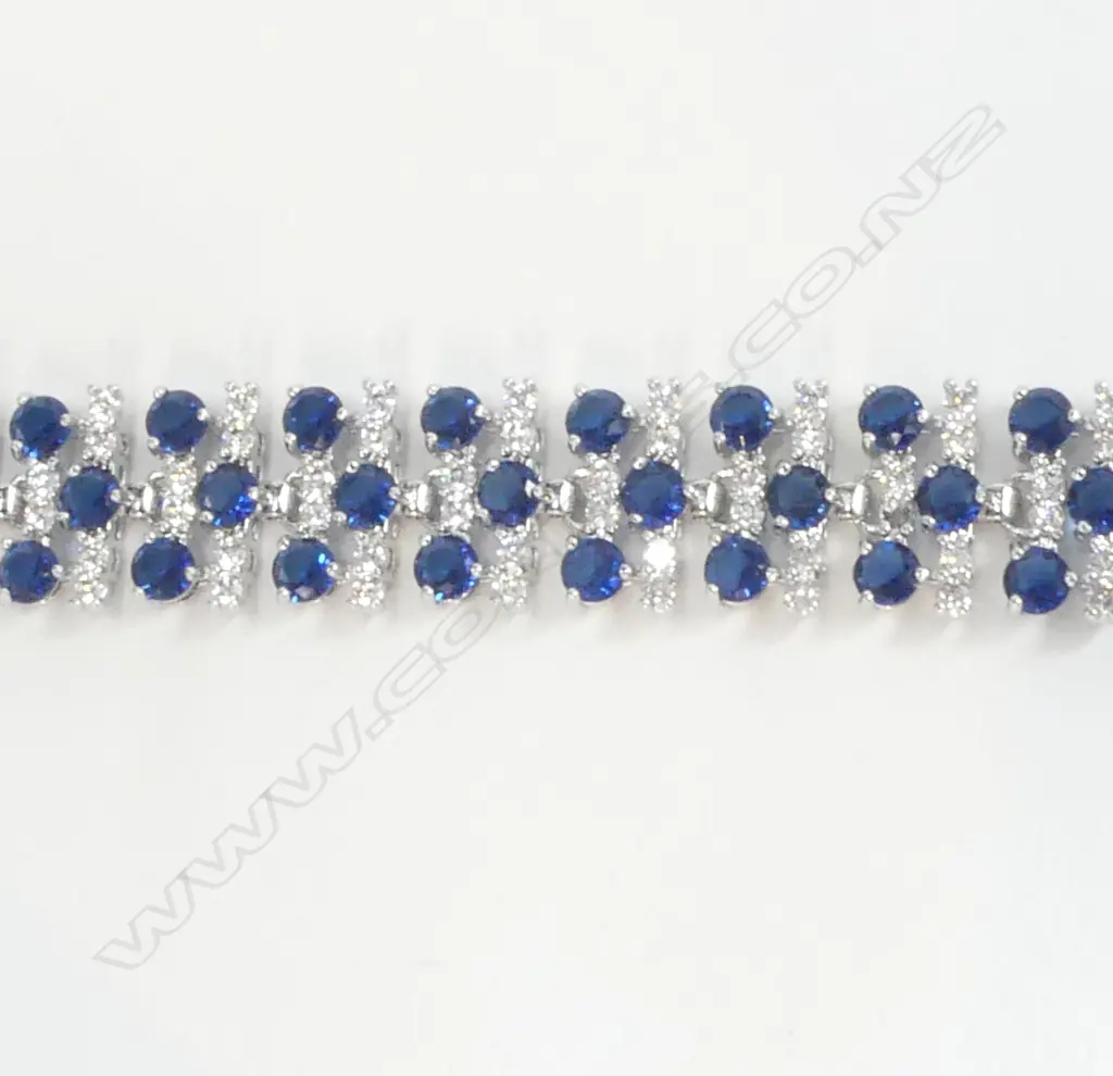 QUALITY COSTUME FAUX SAPPHIRE & DIAMOND BRACELET boxed Image 1++