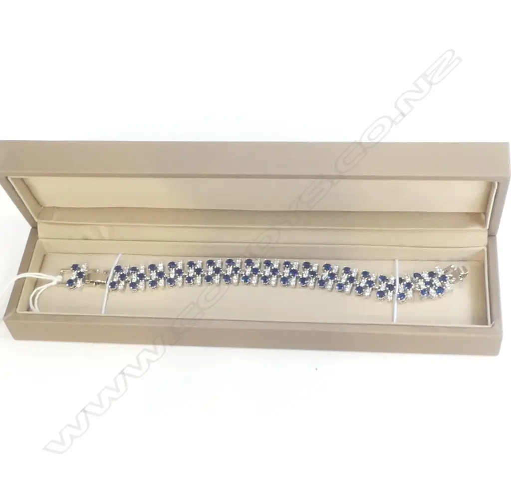 QUALITY COSTUME FAUX SAPPHIRE & DIAMOND BRACELET boxed Image 1++