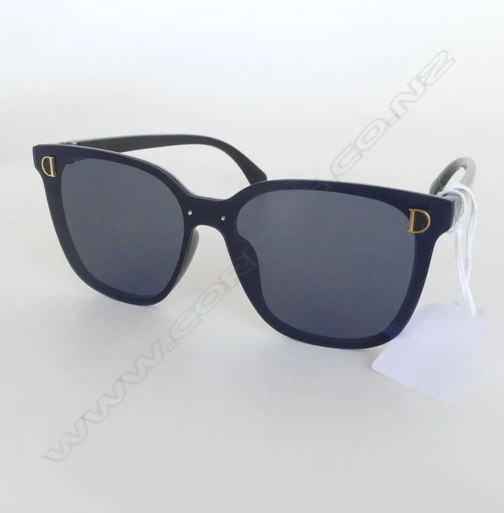  REPLICA DIOR LADIES SUNGLASSES w BOX Image 1++