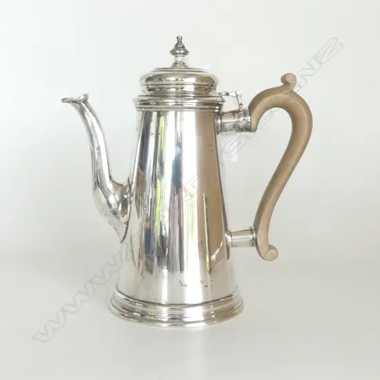 SILVER GEORGIAN PLAIN STYLE COFFEE POT London 1961 739gms 