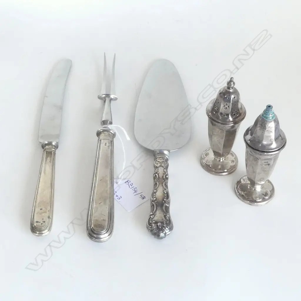 PR STG CONDIMENTS 93gms + 3 PCES STG HANDLED CUTLERY Image 1++