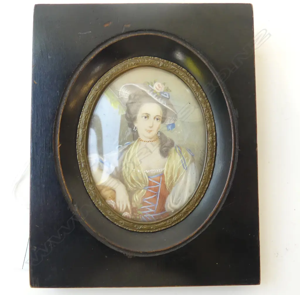 FRAMED MINIATURE, COUNTESS HARCOURT 85x65mm Image 1++