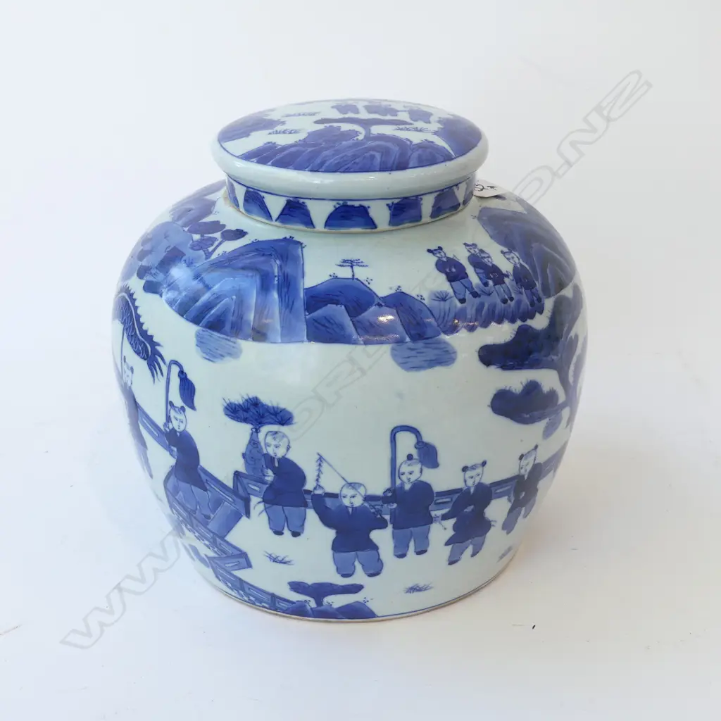 CHINESE B/W LIDDED GINGER JAR 250mm dia Image 1++