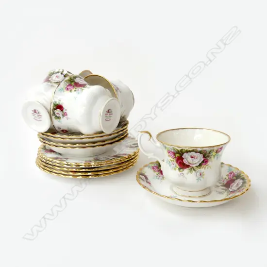 5 ROYAL ALBERT 'CELEBRATION' TRIOS