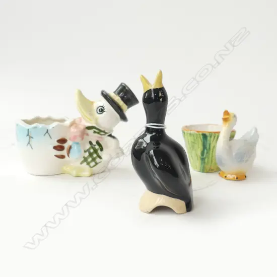 THREE DUCK THEMED EGGCUPS & PIE FUNNEL 
