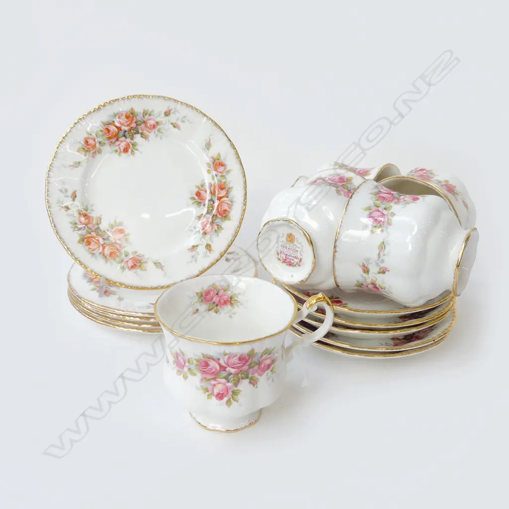 5 TRIOS; PARAGON 'ELIZABETH ROSE' Image 1++