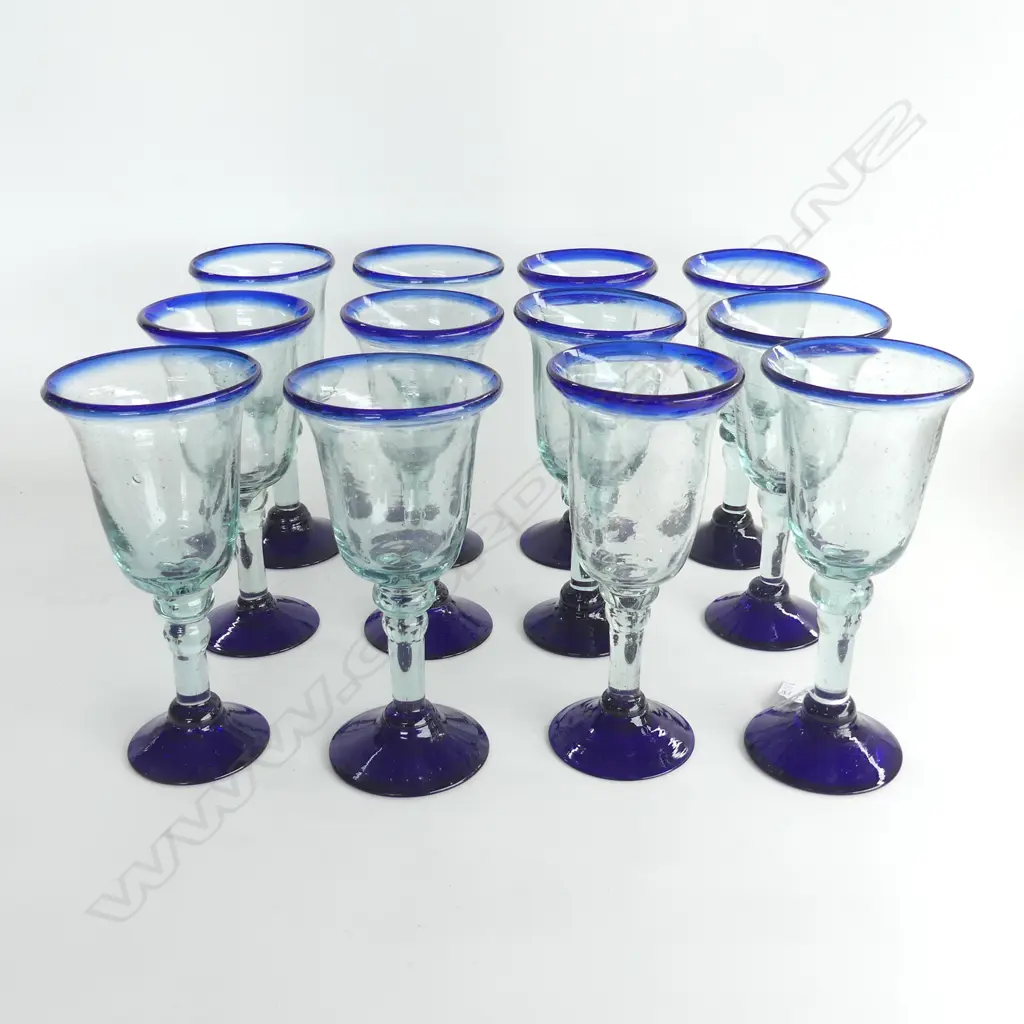 12 HAND BLOWN WINE GLASSES H.200mm Image 1++