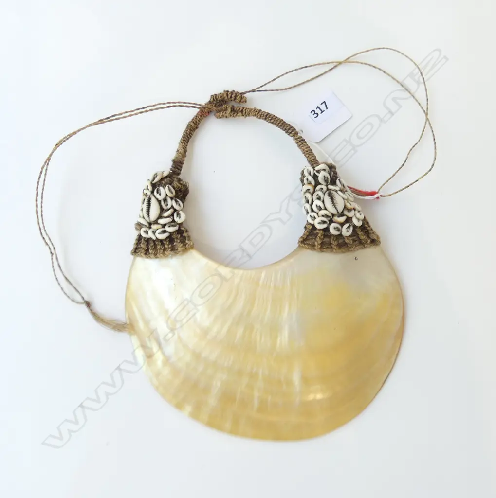 PNG KINA SHELL NECKLACE W.165mm Image 1++