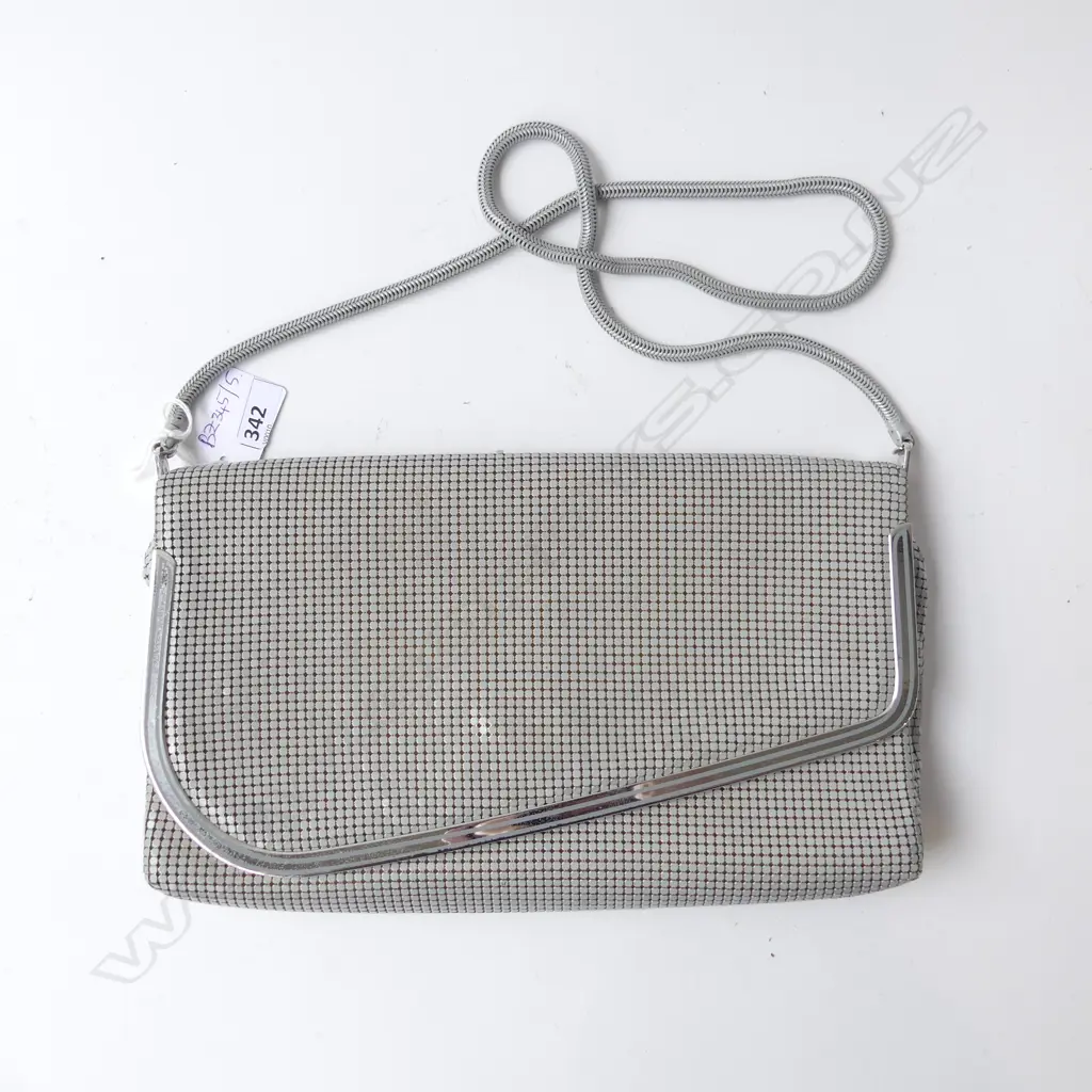 OROTON SILVER CHAIN MESH EVENING BAG W.260mm Image 1++