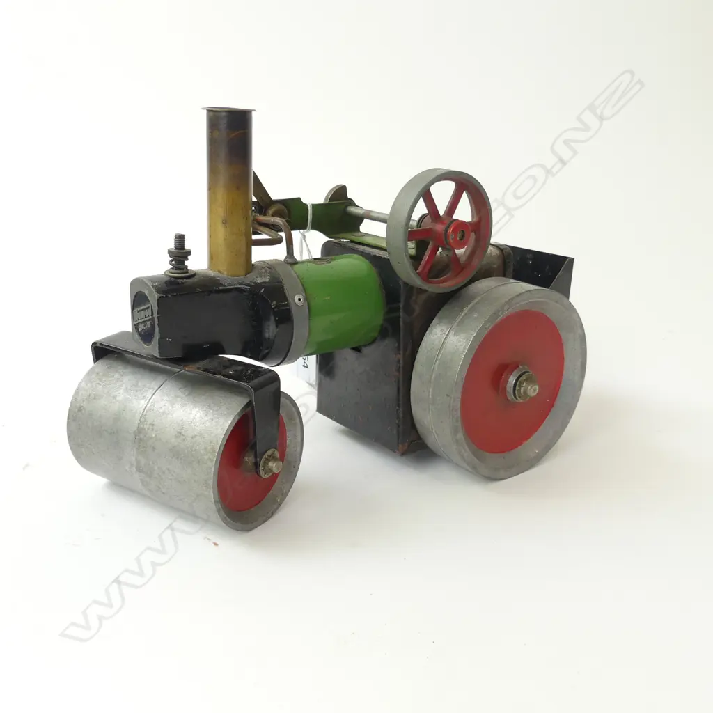 OLD MAMOD WORKING STEAM ENGINE WITH SOME PARTS MISSING L.250mm Image 1++