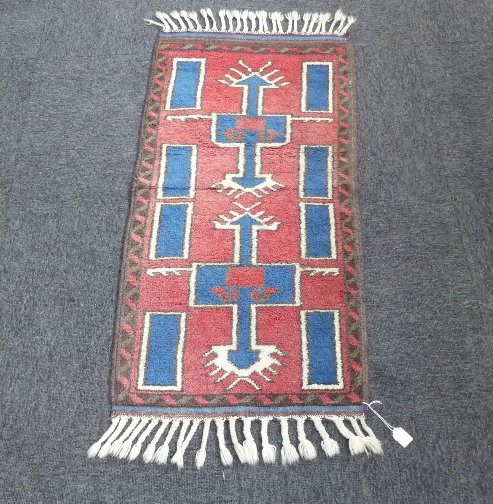 SMALL HAND KNOTTED WOOL PILE RUG 1200x520mm overall Image 1++