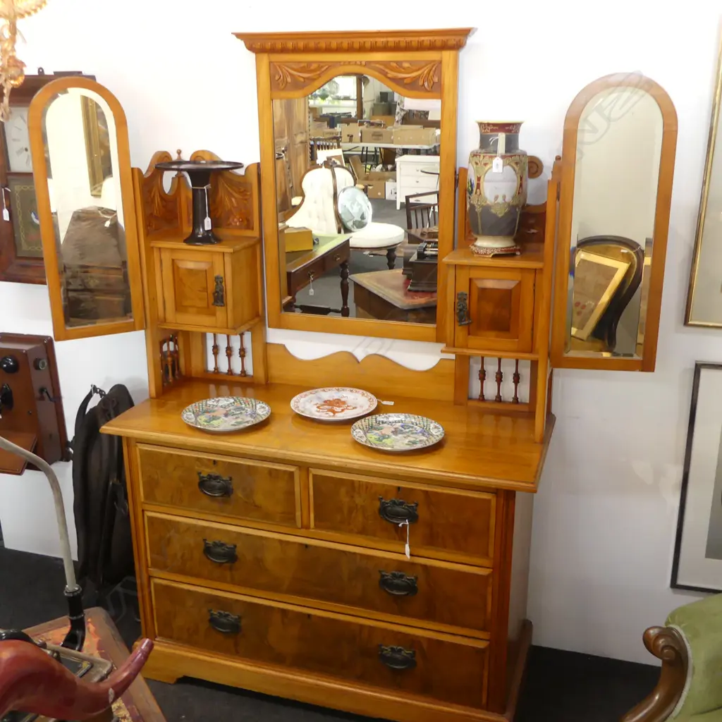 EDWARDIAN DRESSING TABLE 1220x485xXXXXmm Image 1++