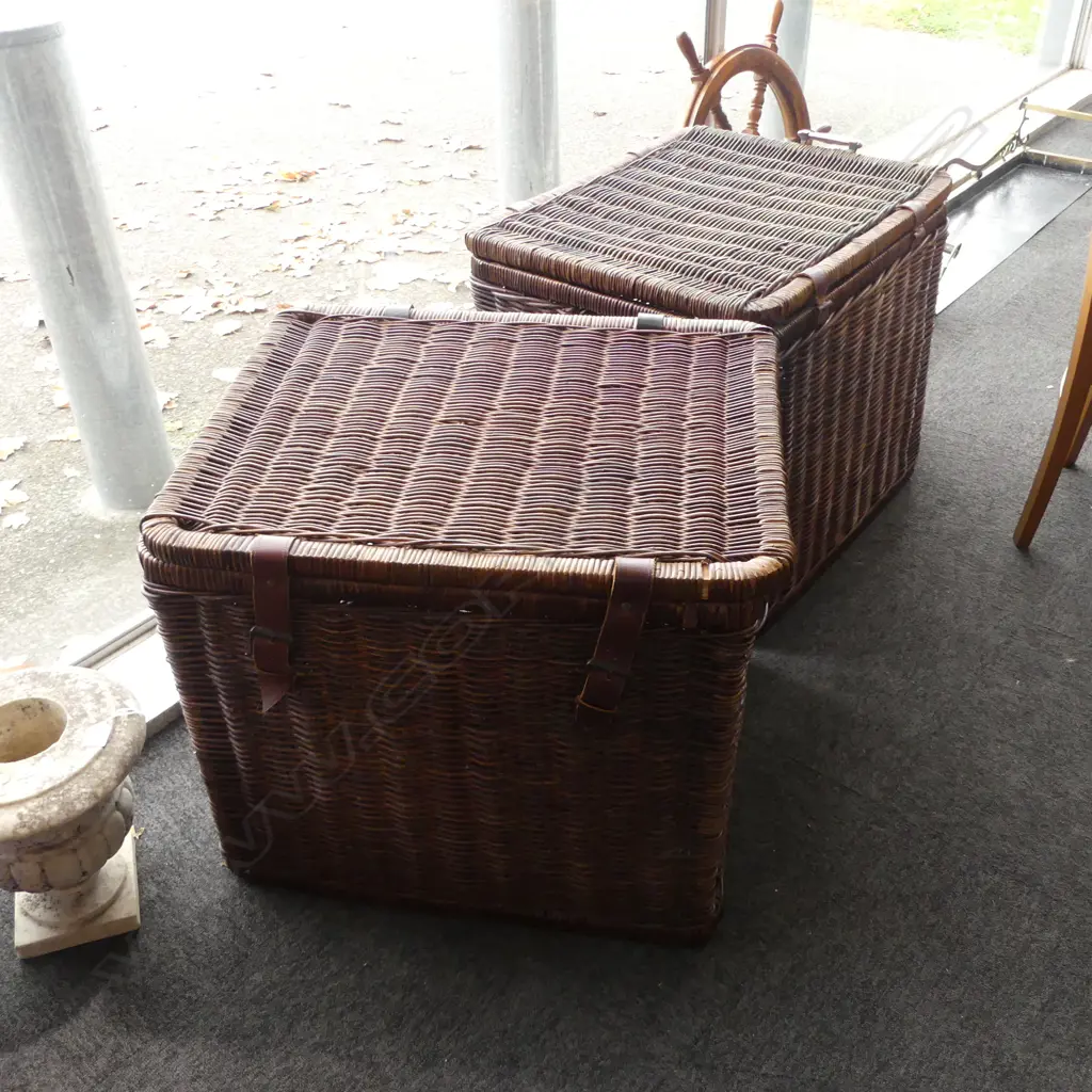 PR LG RATTAN WHICKER HAMPERS 670x550x580mm Image 1++