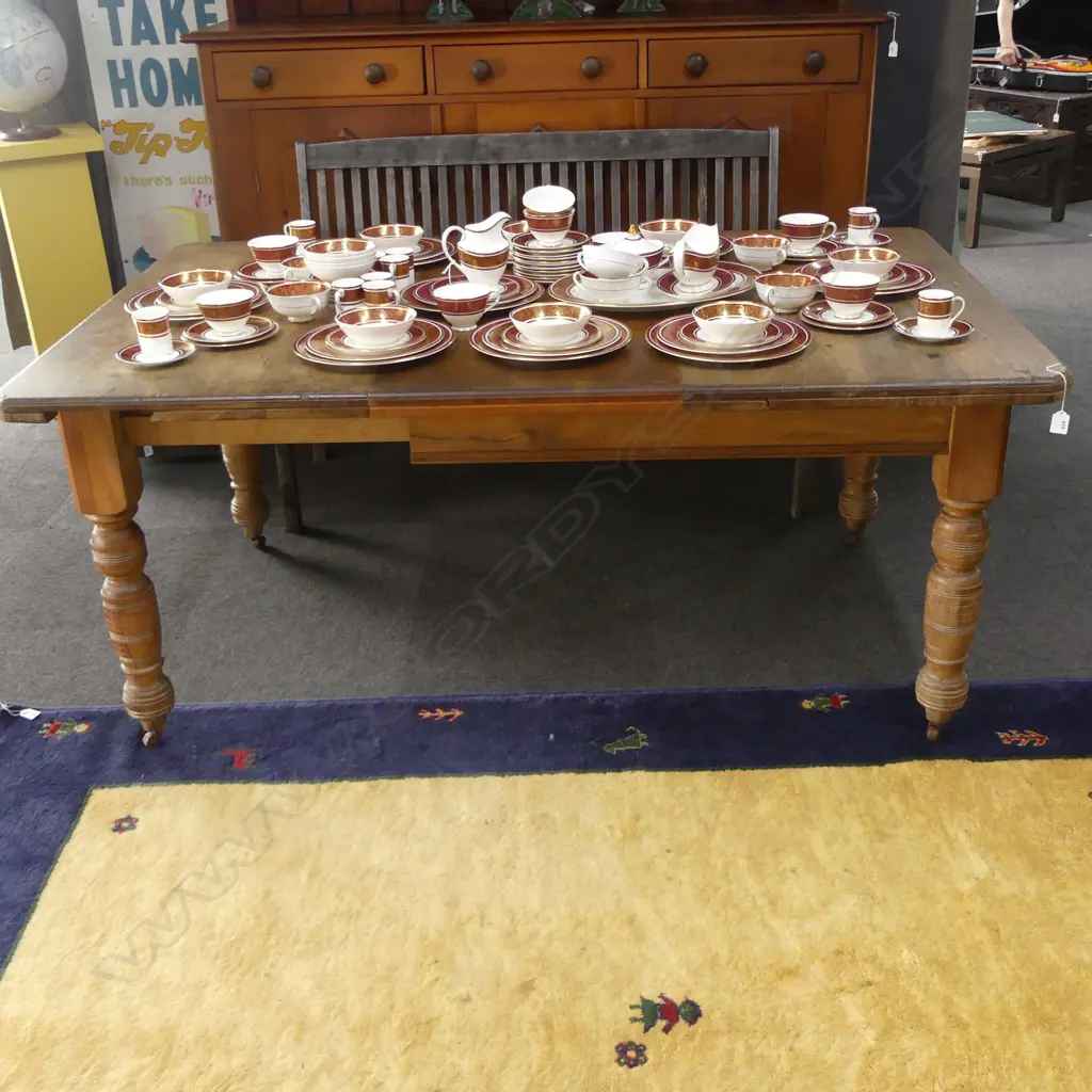 COLONIAL DINING TABLE 1670x1055x710mm Image 1++