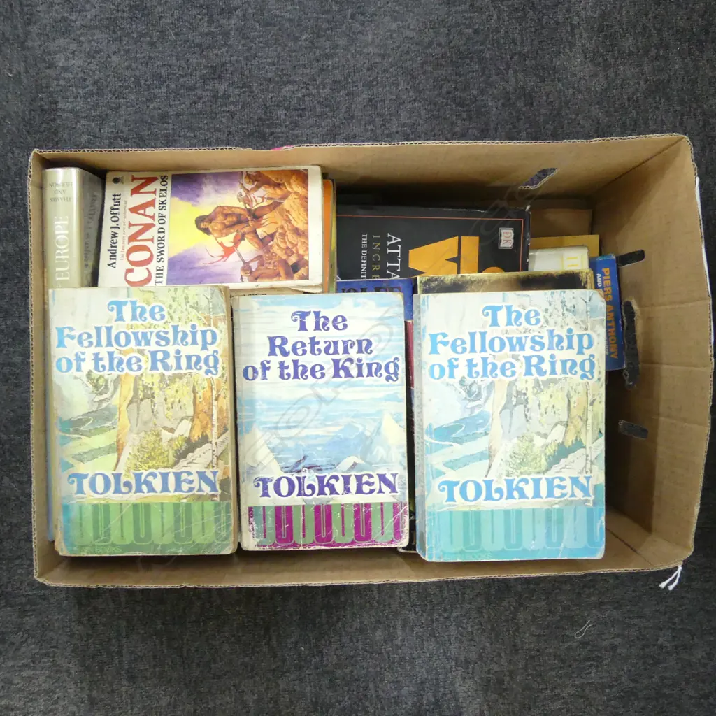 BOOKS; SCI FI & FANTASY Image 1++