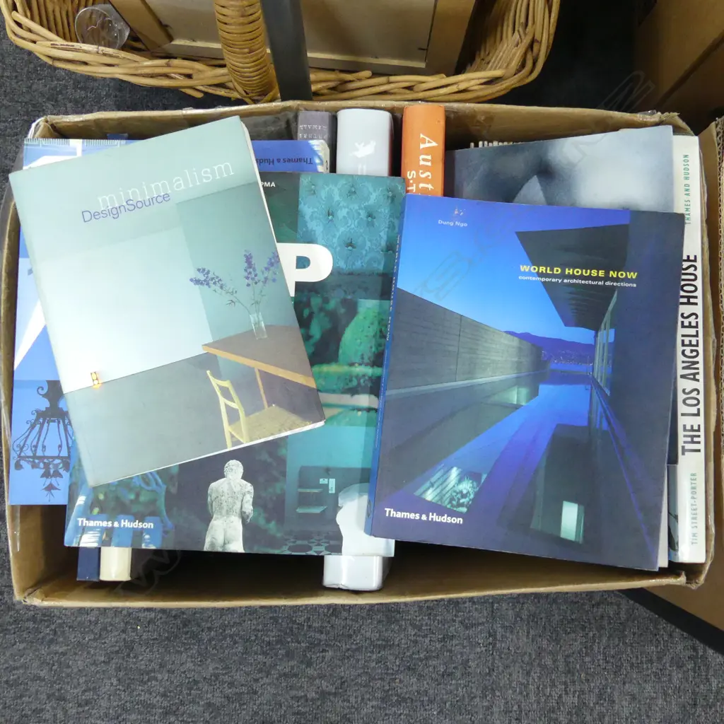 ASST. BOOKS - INTERIOR DESIGN INTEREST Image 1++